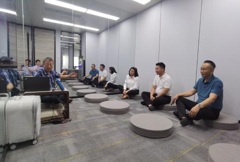 “ 疫情突围，共谋发展 ” 超凡国际创新商学研习社举办线上分享会