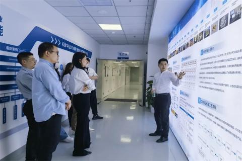 探访培育钻石，为高科技赋能！超凡国际团队赴科微之星观摩学习
