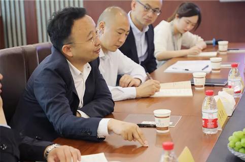 明光市市委书记被超凡国际企业文化深深感动 | 深入沟通合作空间广阔
